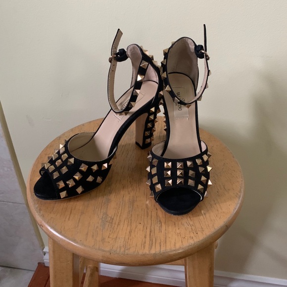 Valentino rockstuds heels - Picture 3 of 9